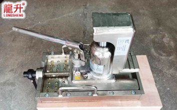 龍升無塵室帶滑臺爪式千斤頂實物圖一