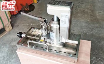 龍升無塵室帶滑臺爪式千斤頂實物圖二